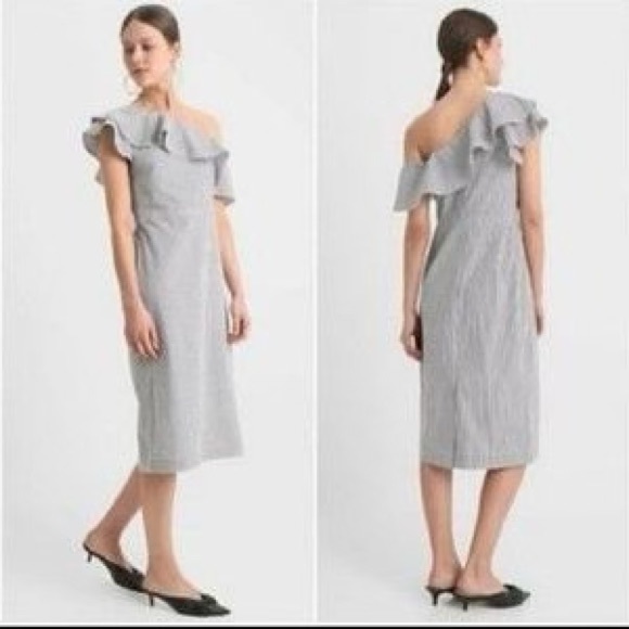 Banana Republic Dresses & Skirts - Banana Republic Seersucker One-shoulder Dress Size 14